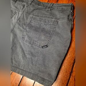 5.11 Tactical Womens Size 16 Dark Gray Cotton Elastane Denim Stretch Shorts C1